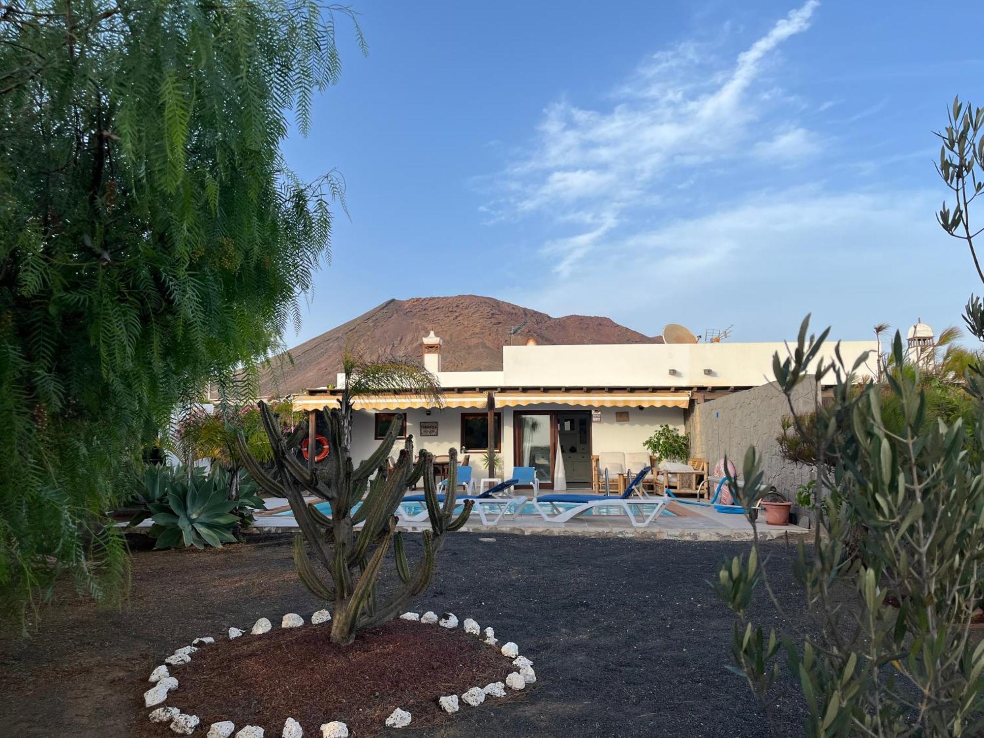 Villa Chloe Playa Blanca  Exterior photo